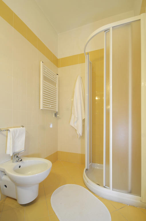 Barocco.Oberdan Bed & Breakfast Lecce Oda fotoğraf