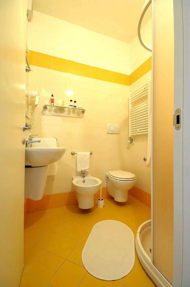 Barocco.Oberdan Bed & Breakfast Lecce Dış mekan fotoğraf
