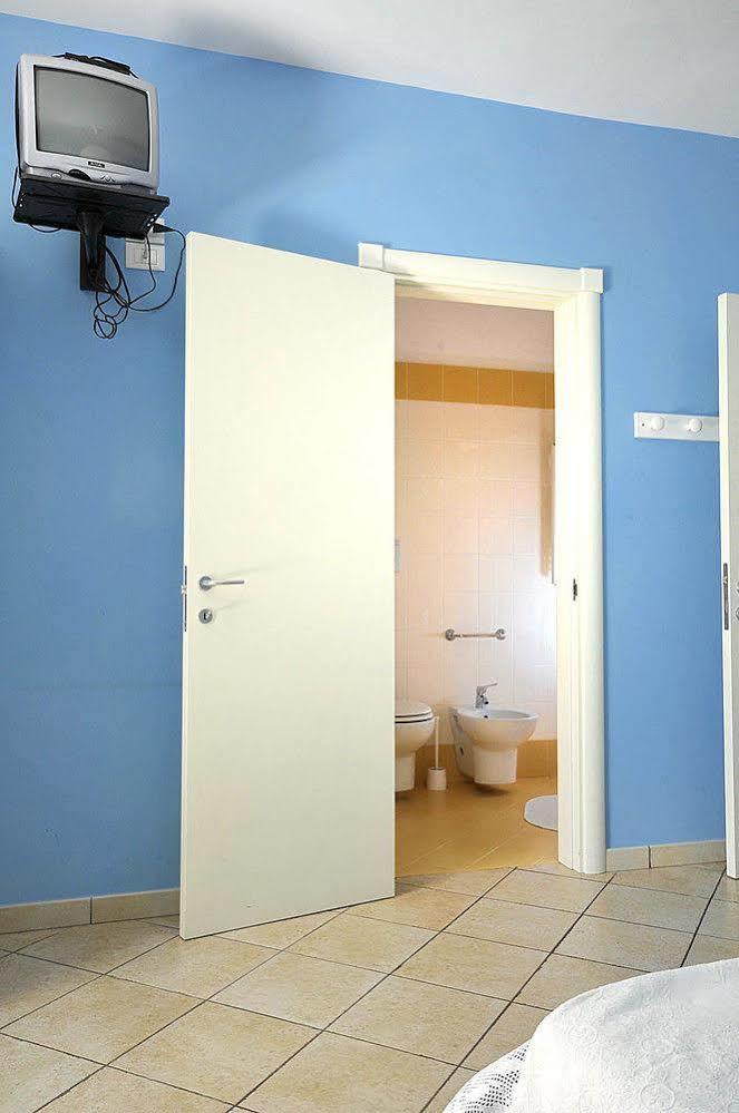 Barocco.Oberdan Bed & Breakfast Lecce Dış mekan fotoğraf