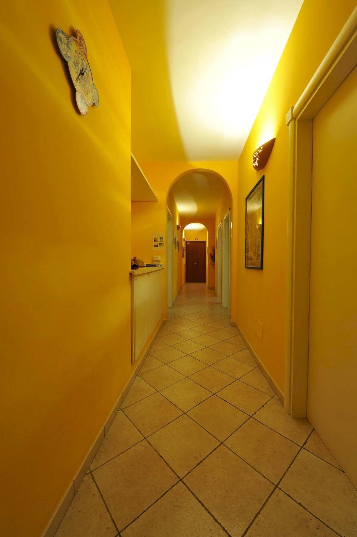 Barocco.Oberdan Bed & Breakfast Lecce Dış mekan fotoğraf